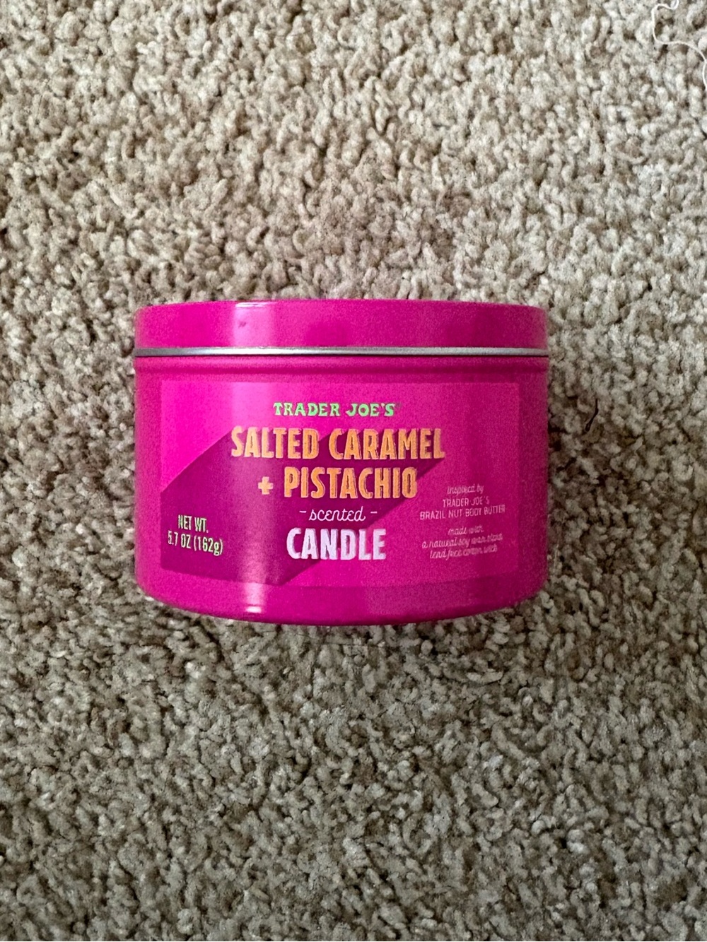 Salted Caramel & Pistachio Scented Candle - TRADER JOE’S